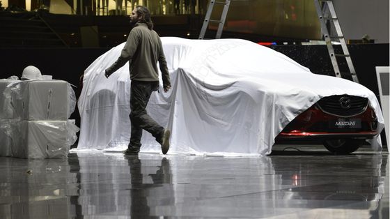 Salone di Bruxelles: l'auto a casa del "nemico" con l'incubo Euro 7