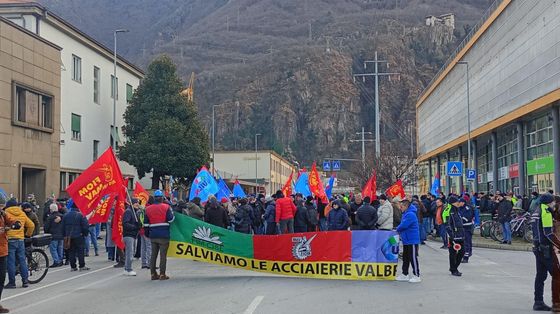 In Alto Adige tutti vogliono salvare le acciaierie Valbruna, ma c'è chi rema contro