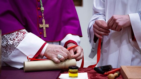 Giubileo, stasera la muratura della Porta Santa di San Pietro