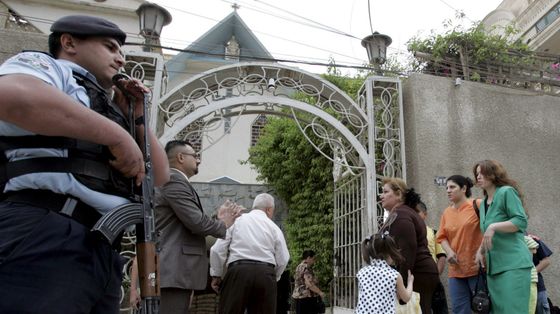 Una chiesa cattolica sotto massima protezione a Baghdad