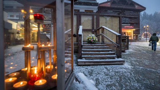 L’inchiesta su Crans-Montana si è allargata. Ecco chi è finito sotto accusa e perché