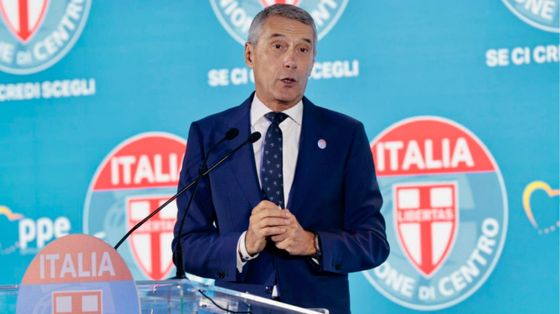 De Poli: «Udc incompatibile con il generale»