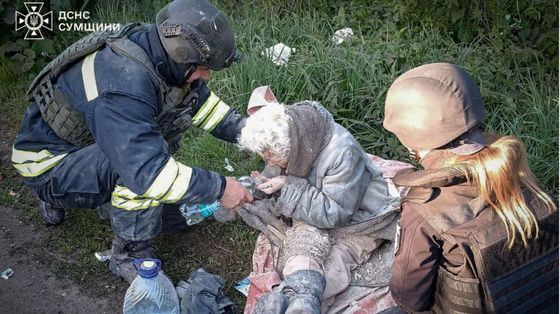 Gli anziani, le vittime dimenticate della guerra in Ucraina