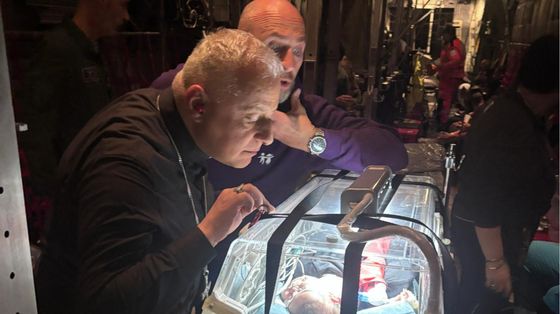 Ventisei gazawi bisognosi di cure urgenti sono arrivati in Italia