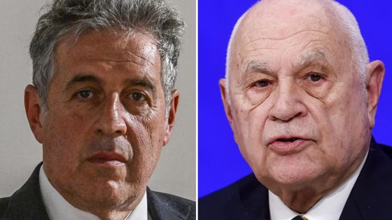 La richiesta del ministro su chi finanzia il "no" al referendum e l'altolà dell'Anm