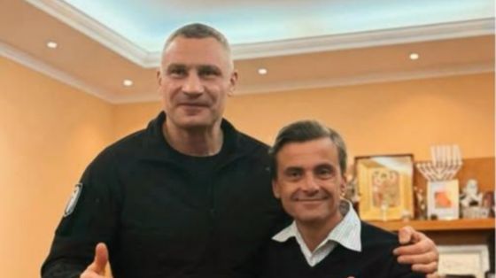 Calenda: «La Ue può mandare Putin al tappeto.
Soldi a Kiev fino a una tregua stabile»