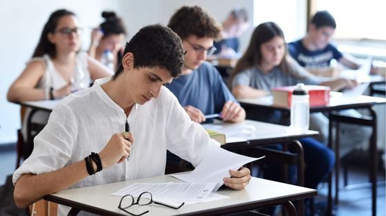 Il metodo più efficace per contrastare il bullismo è lasciare la cattedra agli studenti