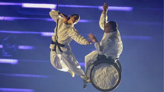 Arte e sport trasformano il limite in meraviglia