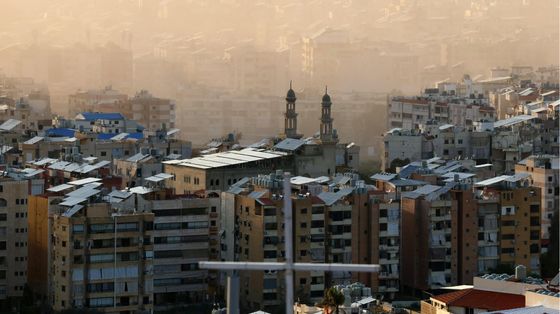 A Beirut tra i fantasmi del quartiere controllato dai miliziani di Hezbollah