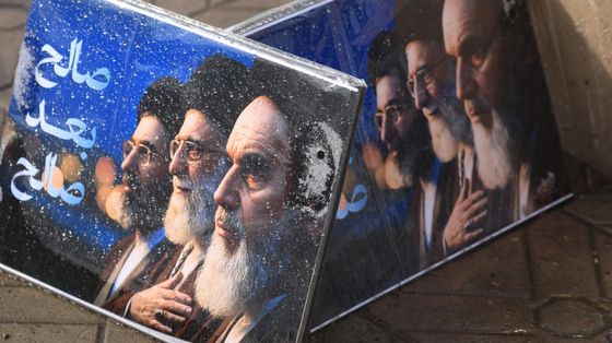 I ritratti delle Guide supreme iraniane