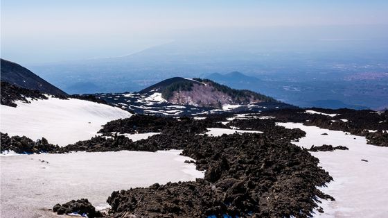 Sulle strade dell'Etna, una magia in bianco e nero