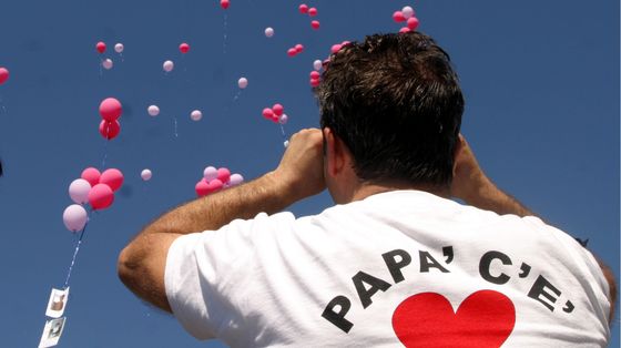 Una manifestazione di padri