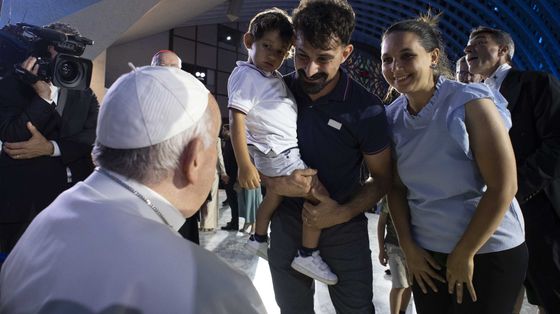 Dieci anni di "Amoris laetitia": «Così la Chiesa si fa vicina alle famiglie»