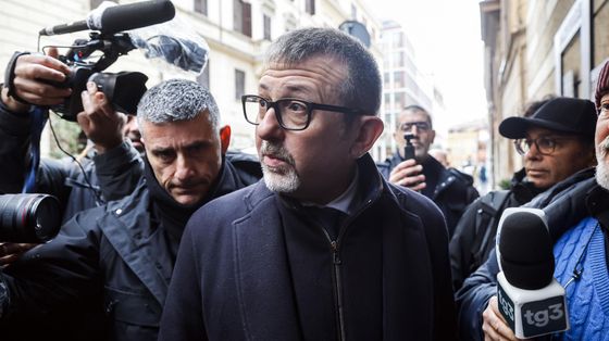 Il sottosegretario Delmastro