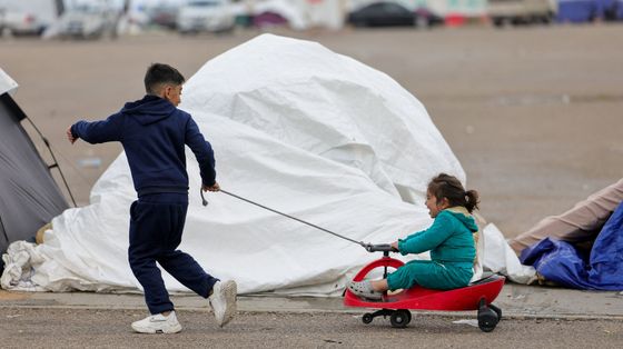 I canti dei bambini per fermare il frastuono della guerra