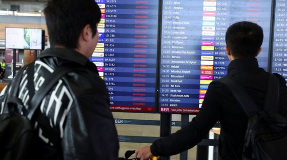 Voli cancellati, disdette e caro-carburante: la guerra in Iran paralizza il turismo globale