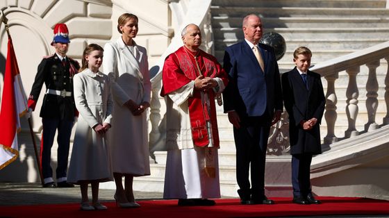 Il Papa dal Principato di Monaco: la ricchezza non sia trattenuta ma ridistribuita