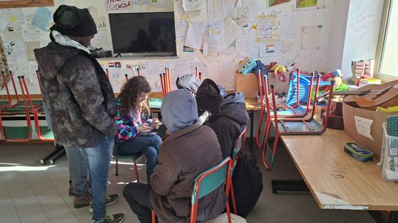 Nel rifugio di Oulx che è rimasto senza fondi per i migranti d'alta quota