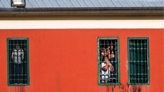 Sempre più minori in carcere
senza un progetto rieducativo