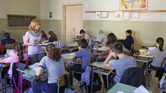 Italia, la protezione dei minori entra a scuola: insegnanti di religione “attori di tutela”