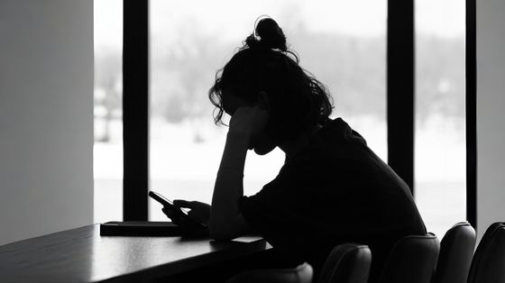 Agli studenti la scuola mette ansia, eppure gli adulti non se ne accorgono