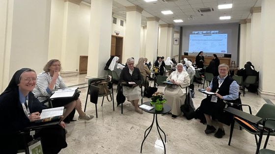 Cosa vuol dire essere suora oggi? A Roma 270 religiose ragionano sulla vita consacrata