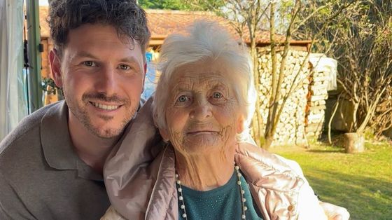 «Sono felice e ve lo racconto». La storia di Luigina, 88 anni, star dei social
