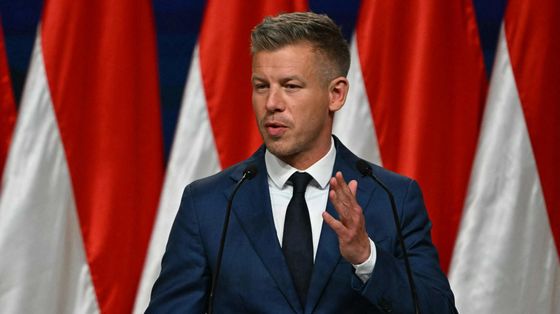 Magyar è stato un «rivelatore di scandali»: così ha convinto gli ungheresi stufi di Orban