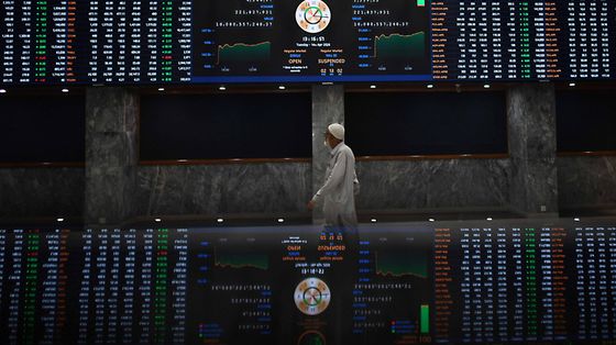 Spettro recessione: «Il boom del petrolio affonda la crescita»