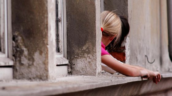 Chi rischia la povertà educativa in Italia? Le mappe regione per regione