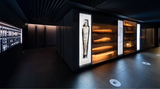 Mummie? No, persone. La parola è sguardo