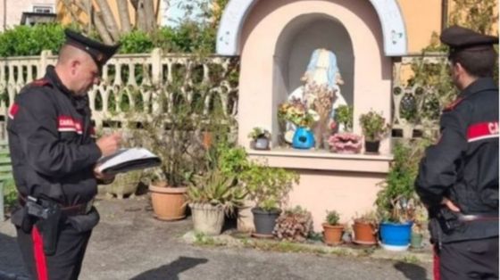 Atti sacrileghi a Frosinone, denunciata una 59enne