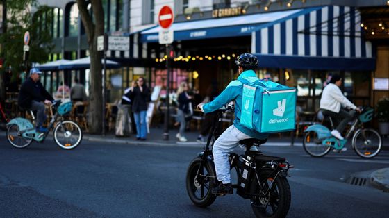 Rider: in Francia accuse per tratta