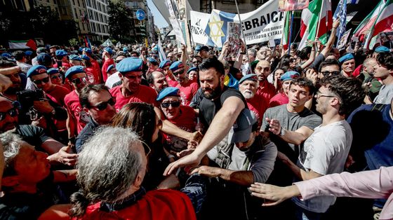 Liberazione, festa rovinata da insulti e divisioni