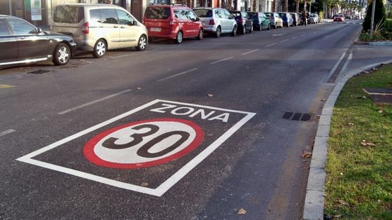 In città a 30 km orari? Dove si è fatto, funziona