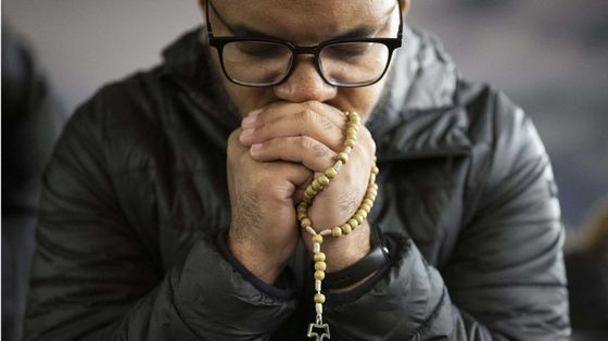 I vescovi inglesi: in maggio ogni giorno un Rosario per la vita