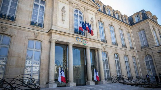 La Francia «paga» i conti del passato: le ex colonie potranno riavere i beni artistici razziati