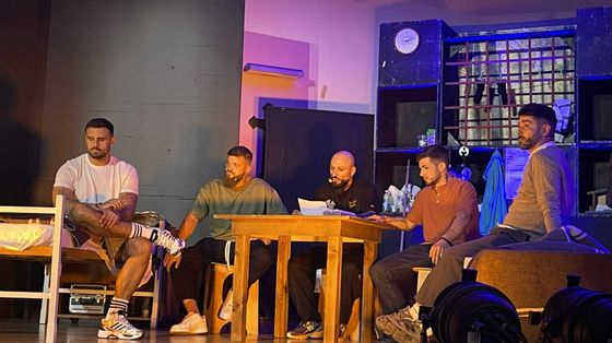 «Non siamo attori, è la nostra vita»: i detenuti di Rebibbia in scena nel teatro dell'università