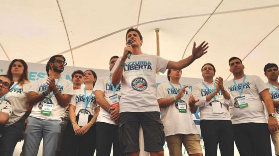 Europa, remigrazione e diritti civili: chi sono (e cosa pensano) i giovani di Forza Italia