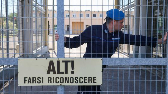 L'Italia non ha una strategia per contrastare il fantasma dell'estremismo