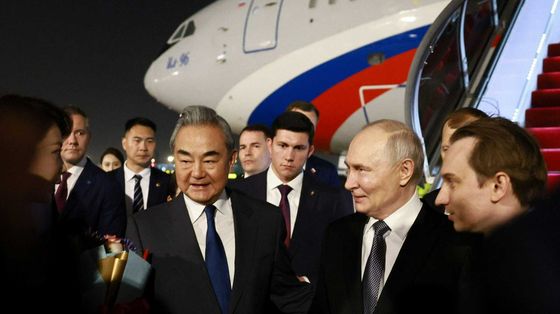 Tutti alla corte di Xi Jinping: dopo Trump, è la volta di Putin