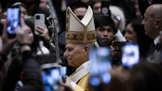 La prima enciclica del Papa: lavoro, guerra, informazione, “no” al potere degli algoritmi in mano a pochi che dominano l’umanità