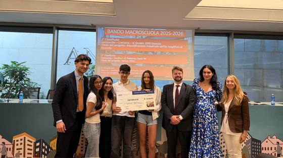 Gli studenti dell’Istituto comprensivo Dedalo 2000 di Gussola (Cremona), vincitori dell’edizione 2025-2026 di “Macroscuola”