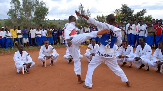 Il taekwondo italiano è un modello vincente in tutto. Anche nella solidarietà
