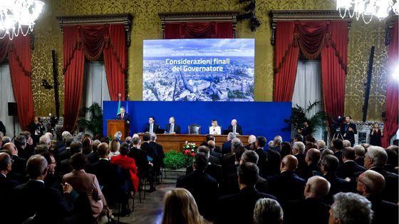 Governare e cavalcare l'IA, c'è una via italiana