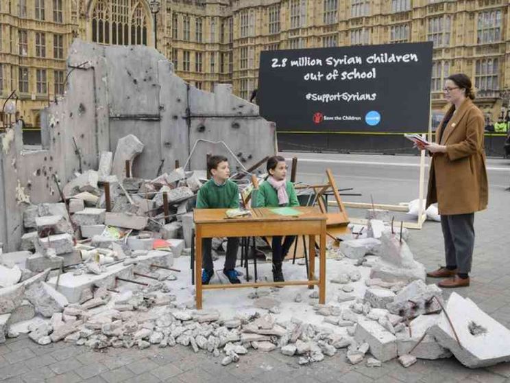 Emergenza scuola per 2,8 milioni di bimbi siriani