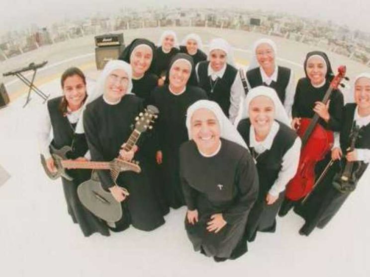 «Suore rock» suonano per Papa Francesco