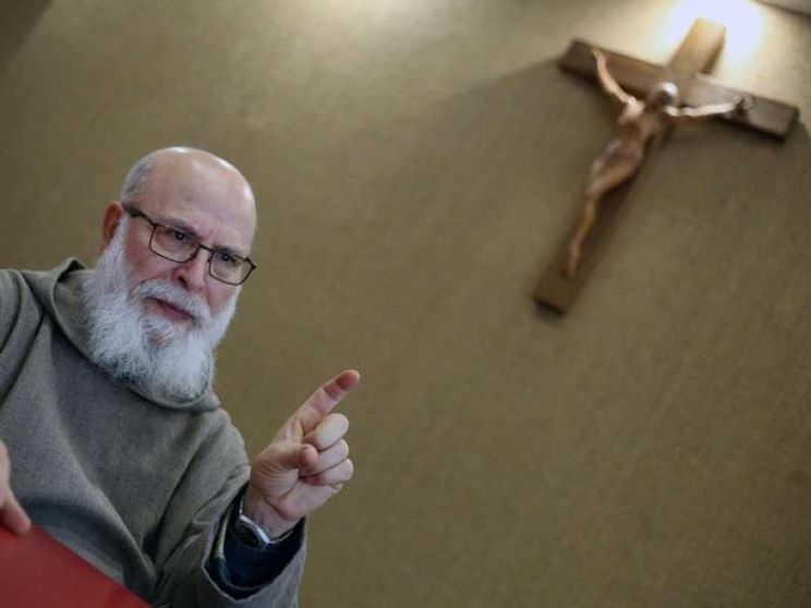 «Il diavolo agisce così». Parlano gli esorcisti