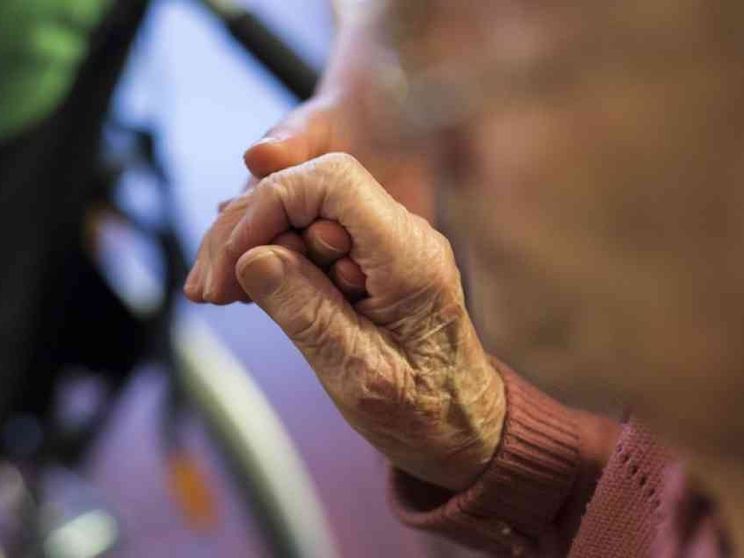 I maltrattamenti in case di riposo e asili: sempre con i fragili 