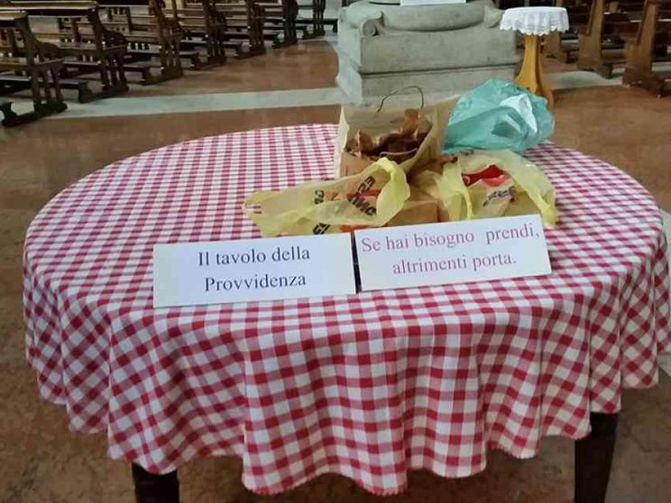Il tavolo della Provvidenza che non resta mai vuoto